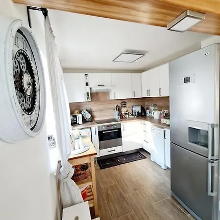 Villa Bohemian Paradise Near Prague With Wellness Rehenice